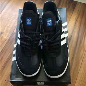 Men’s Adidas Samba ADV Skateboarding Shoes 10.5US